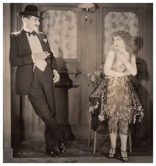 Tiptoes scene