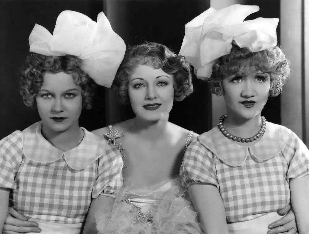 Excess Baggage photo