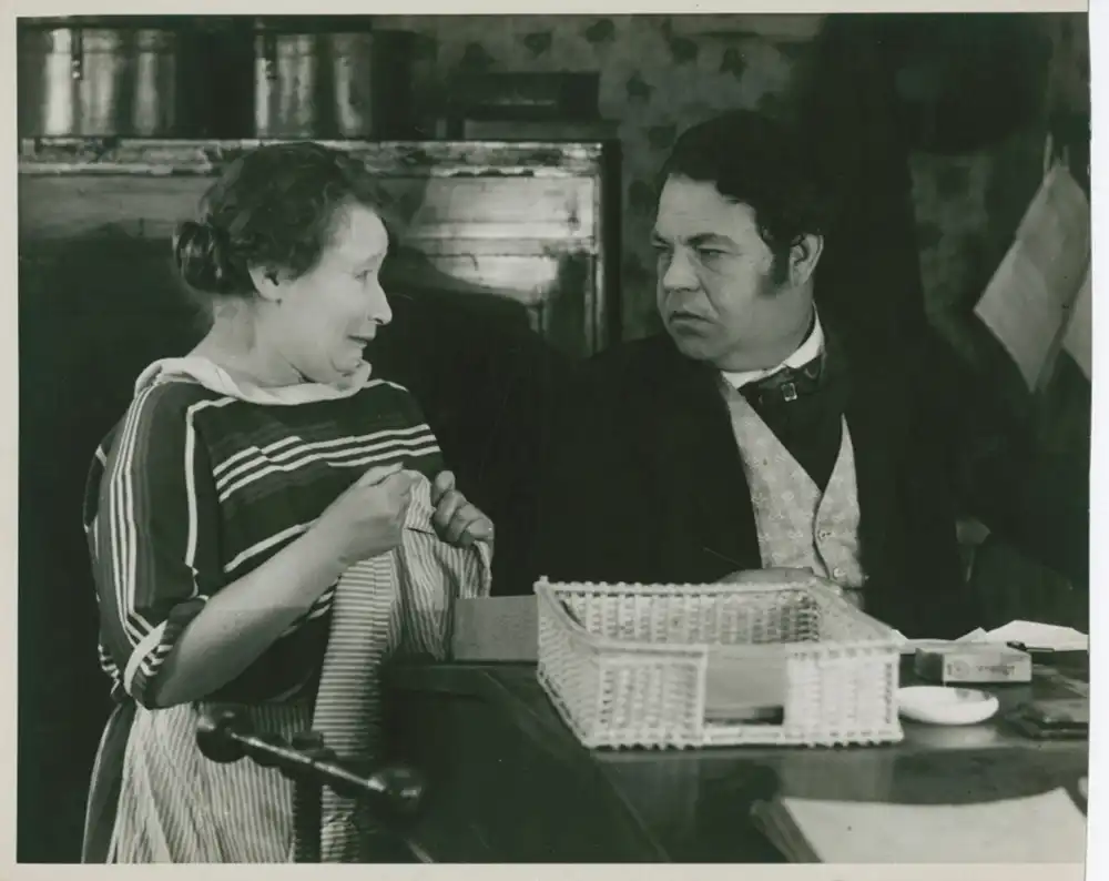 Hattmakarens bal scene