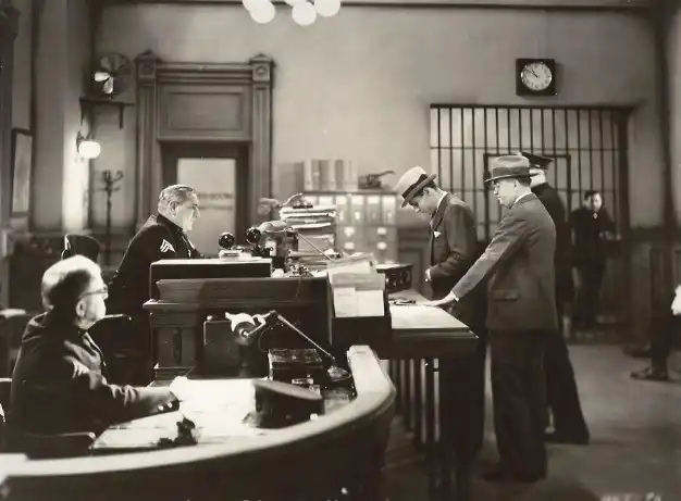 Manhattan Cocktail scene