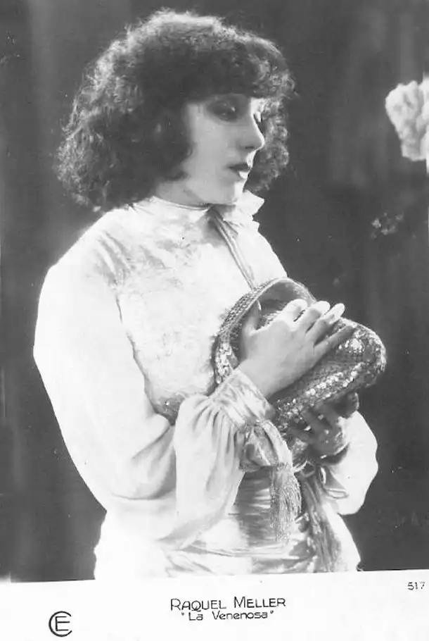 La venenosa photo