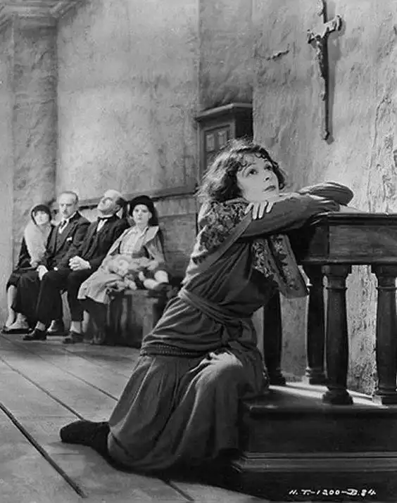 The Woman Disputed photo