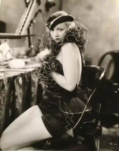 Broadway Babies scene