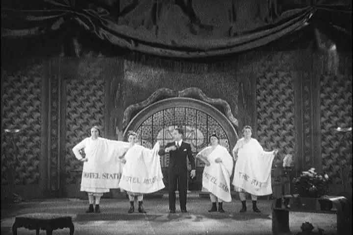 Harry Fox and His Six American Beauties photo