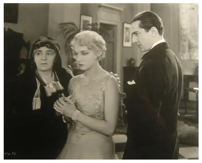 The Thirteenth Chair scene