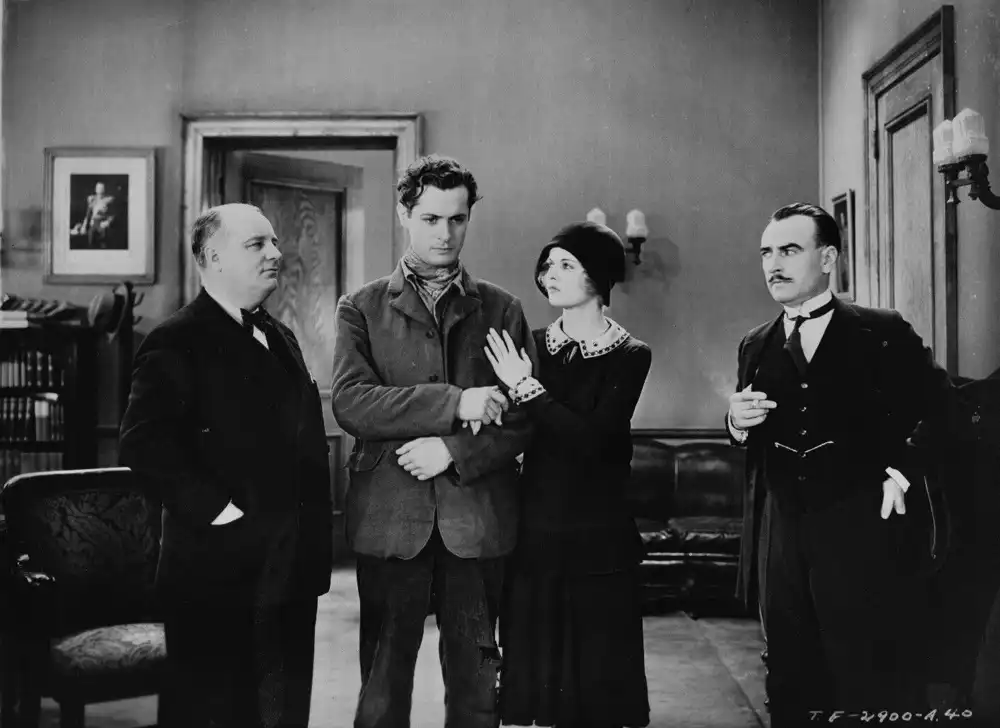 Three Live Ghosts scene