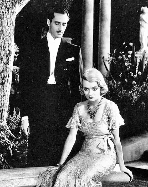 Sin Takes a Holiday photo