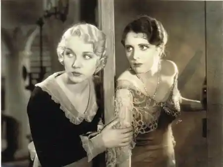Sweethearts and Wives scene