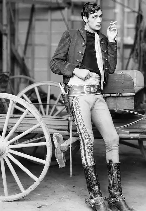 The Texan photo