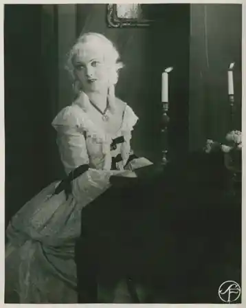 Ulla min Ulla scene