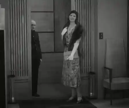 100% Service scene