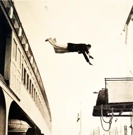 Dancing Dynamite photo