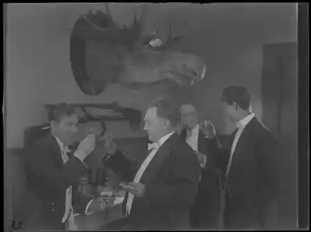 Hans Majestät får vänta photo