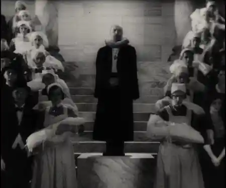 Die Koffer des Herrn O.F. scene