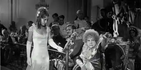 Congress Dances scene