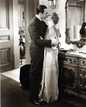 The Maltese Falcon scene