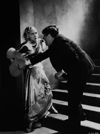 Murder by the Clock scene
