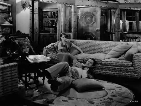 Private Lives scene
