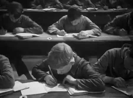 À nous la liberté scene