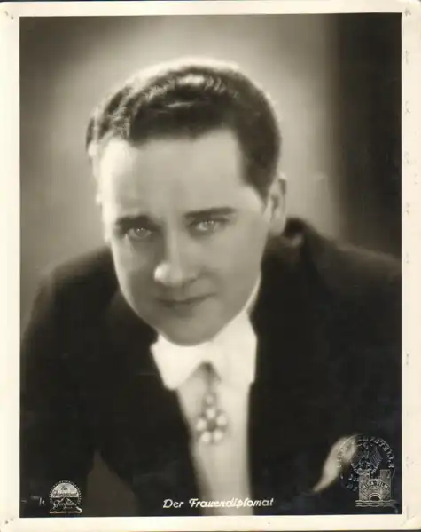 Der Frauendiplomat photo