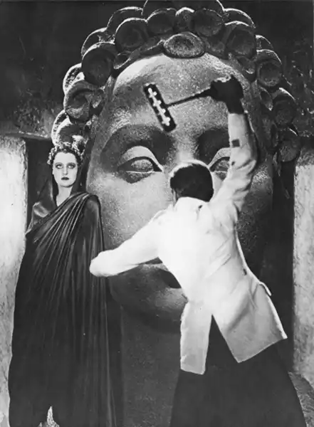 Queen of Atlantis photo