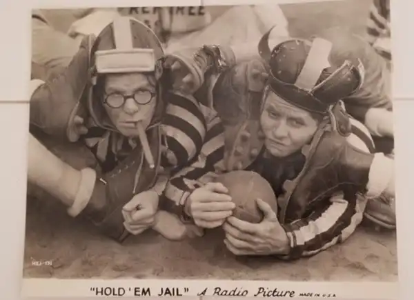 Hold 'Em Jail photo