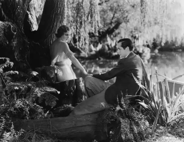 Lovers Courageous photo