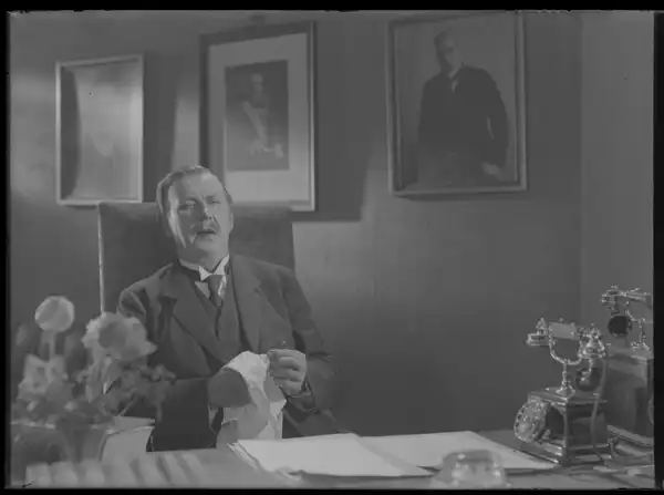 Lyckans gullgossar scene