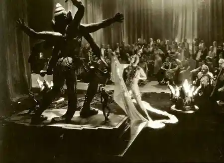 Mata Hari photo