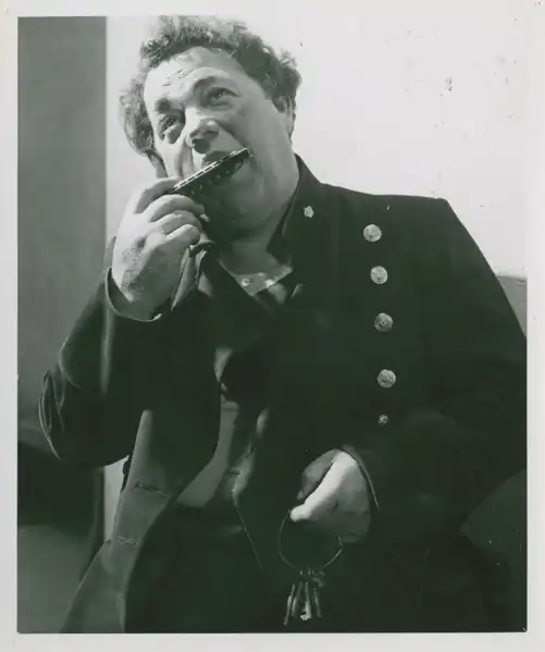 Sten Stensson Stéen från Eslöv på nya äventyr photo