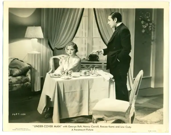 Under-Cover Man scene