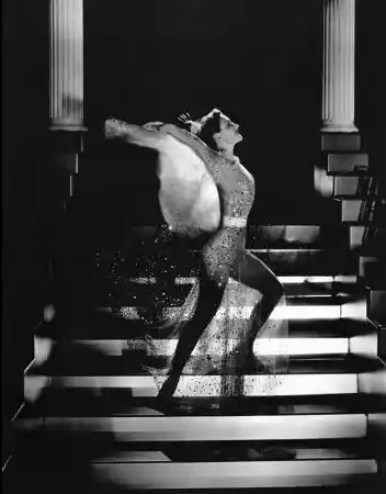 Dancing Lady photo