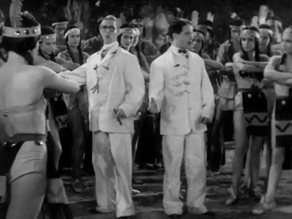 Diplomaniacs scene