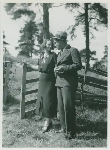 Halta Lena och vindögde Per photo