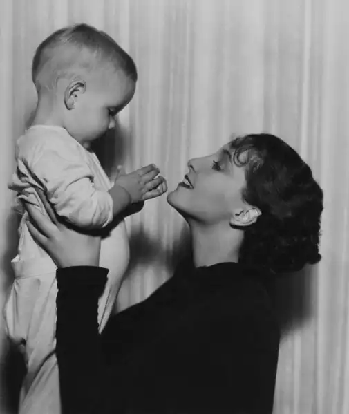 Miss Fane's Baby Is Stolen photo