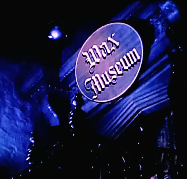 Mystery of the Wax Museum photo
