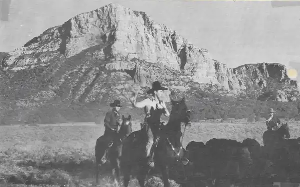 Robbers' Roost photo
