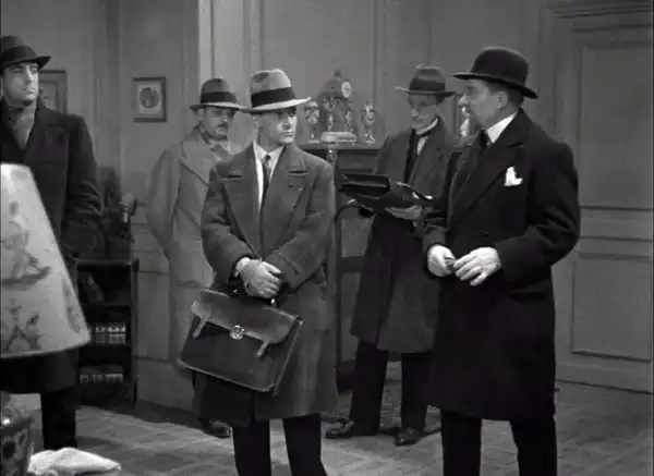 A Man's Head scene
