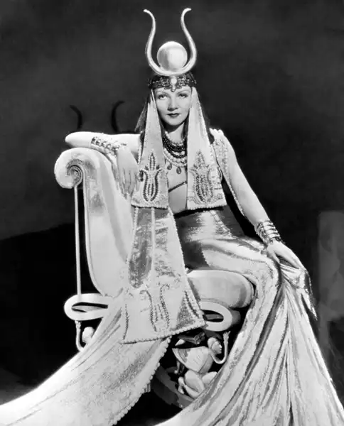 Cleopatra photo