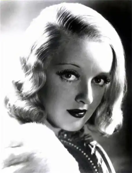 Fashions of 1934 photo