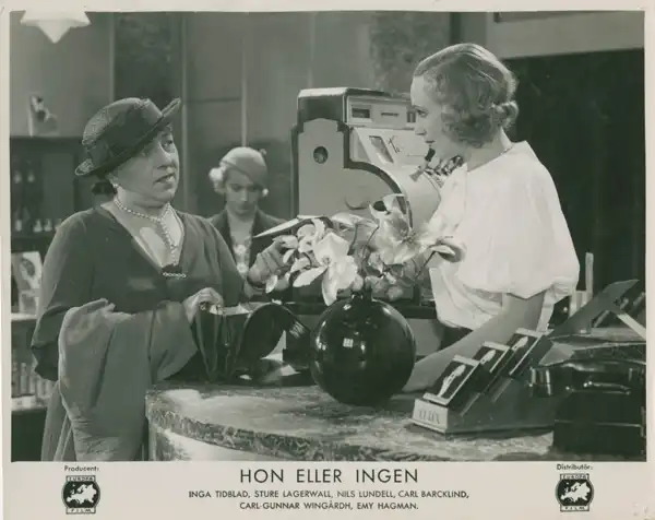 Hon eller ingen scene