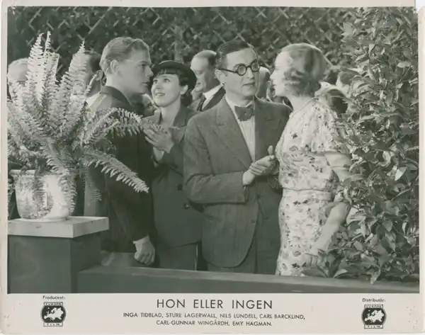 Hon eller ingen photo