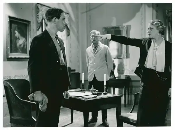 Karl Fredrik Reigns scene