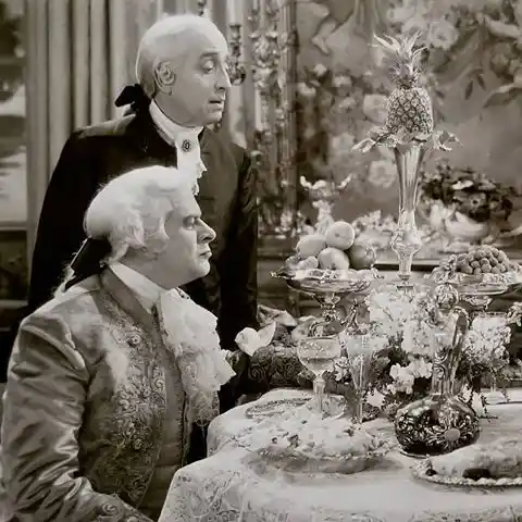 Madame Du Barry scene