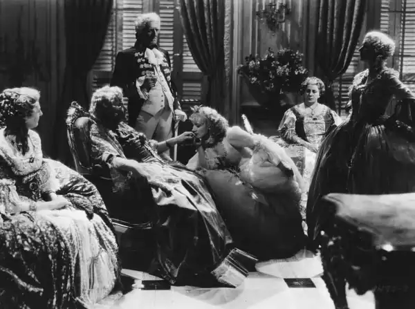 The Scarlet Empress photo