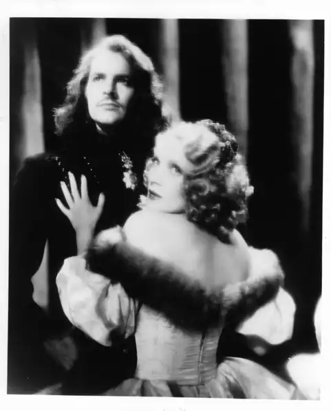 The Scarlet Empress photo