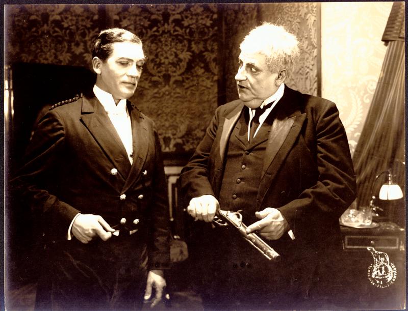 Den mystiske tjener scene