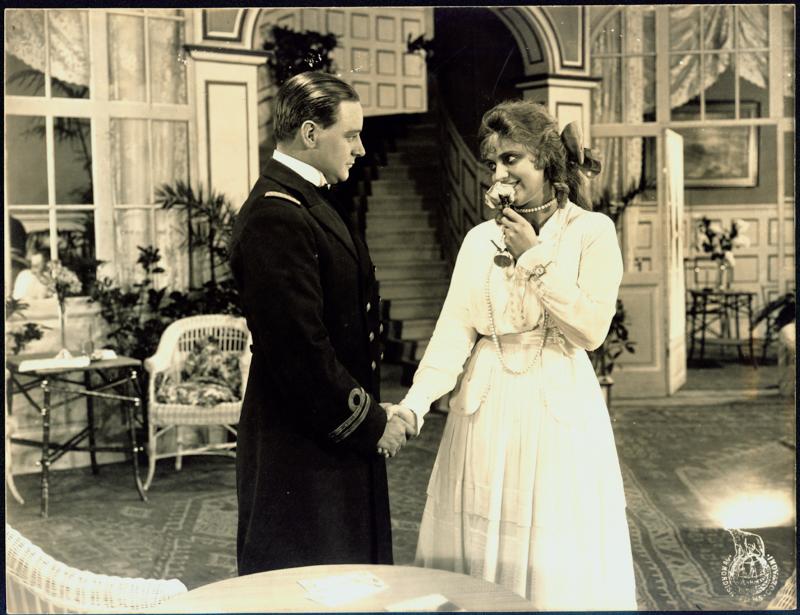 Maharadjahens yndlingshustru I scene