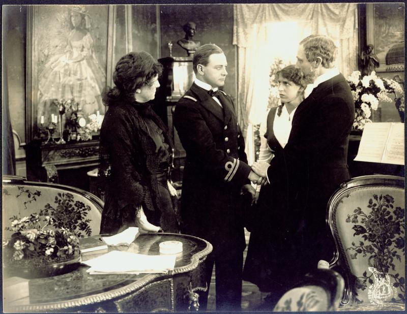 Maharadjahens yndlingshustru I scene