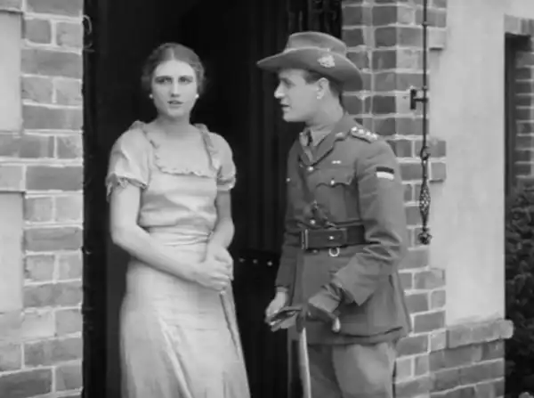 Diggers in Blighty scene